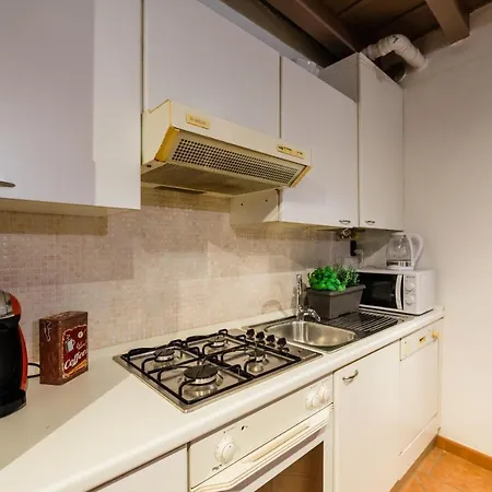 Old Town Square Apartment *